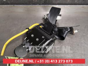 Kia Sportage Rear seatbelt, right O446392 photo 2