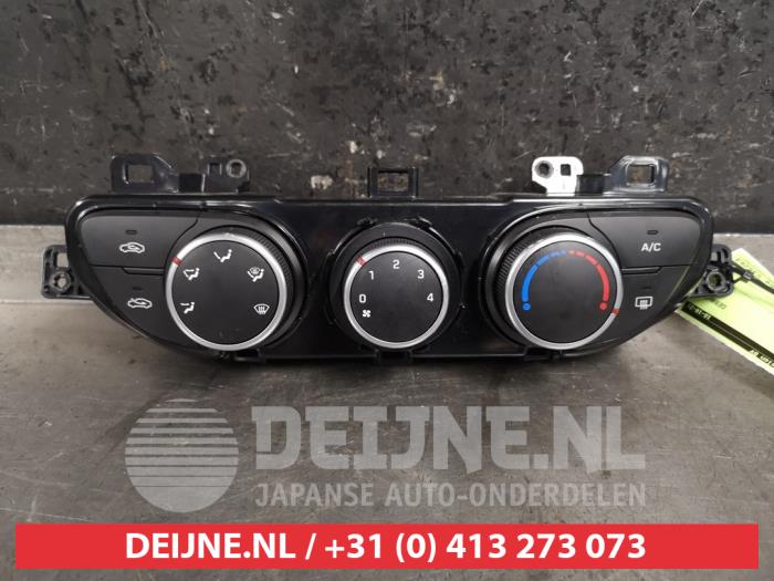 Hyundai I10 Kachel Bedieningspaneel O446673