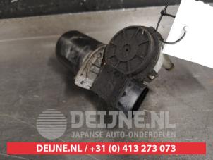 Hyundai Coupe Front wiper motor O446699 photo 2
