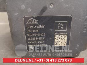 Toyota Yaris ABS Pumpe O446714 foto 3