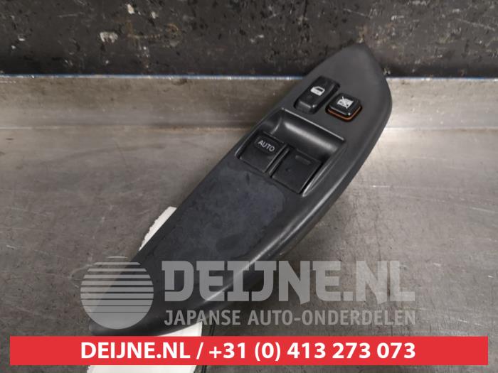 Toyota Yaris Multi-functional window switch O446961