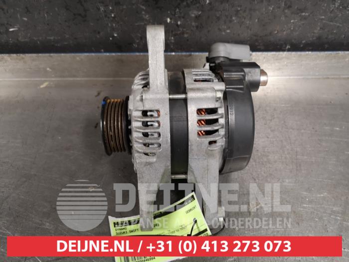 Gebruikte Dynamo Suzuki Swift (ZC/ZD) 1.2 Dual Jet 16V Prijs € 50,00 Margeregeling aangeboden door V.Deijne Jap.Auto-onderdelen BV