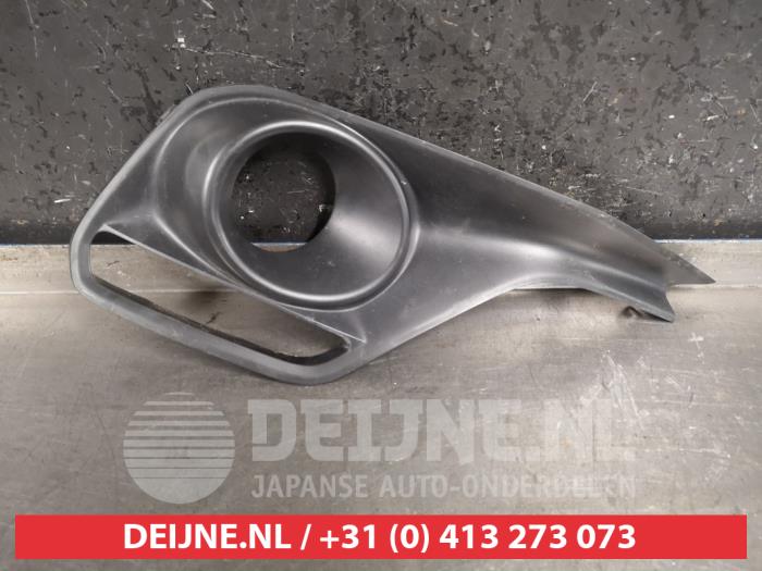 Suzuki Swift Bumper grille O447069