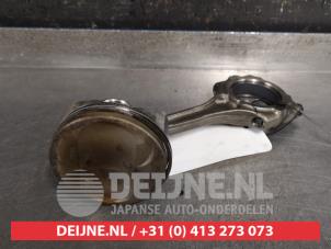 Gebruikte Zuiger Toyota C-HR (X1,X5) 1.8 16V Hybrid Prijs € 50,00 Margeregeling aangeboden door V.Deijne Jap.Auto-onderdelen BV