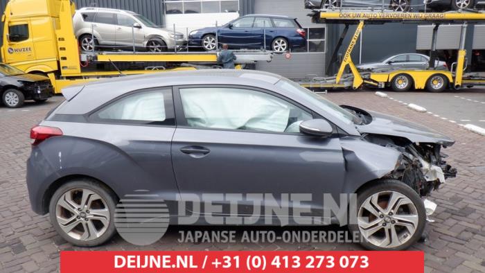 Hyundai I20 Tür 2-türig rechts O447831