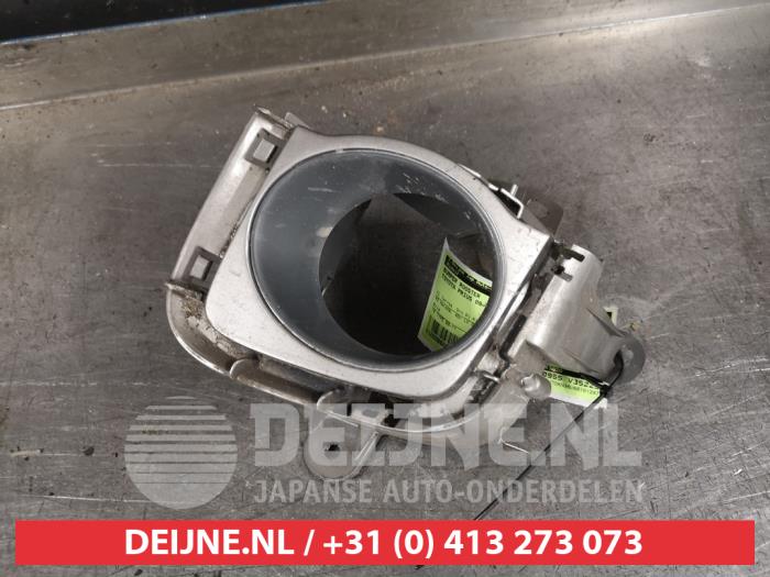 Toyota Prius Bumper Rooster O447881