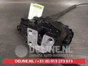Nissan Micra Deurslot Mechaniek 4Deurs rechts-achter O447999 foto 3