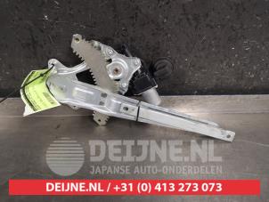 Nissan Micra Ruitmechaniek 4Deurs rechts-achter O448000 foto 2