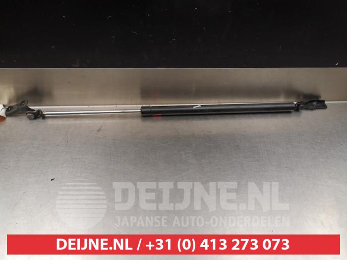 Toyota Previa Gasdemper links-achter O294369