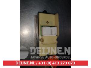 Daihatsu Cuore Multi-functional window switch O312207 photo 2