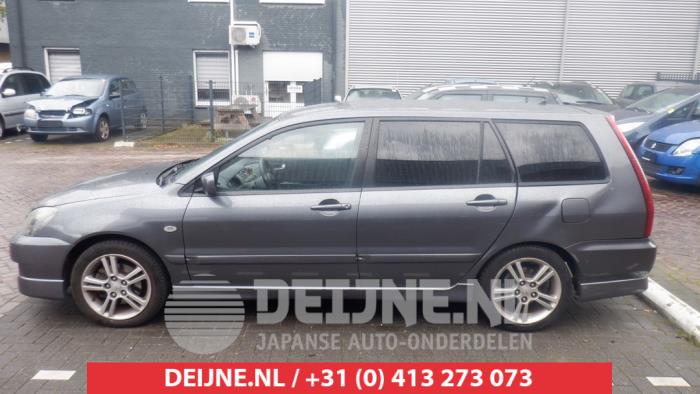 Mitsubishi Lancer Portierruit 4Deurs links-voor O448530