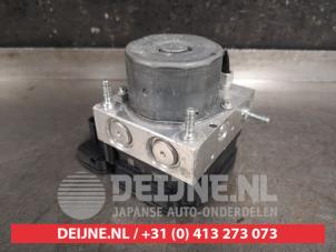 Nissan Micra ABS pump O448691 photo 2