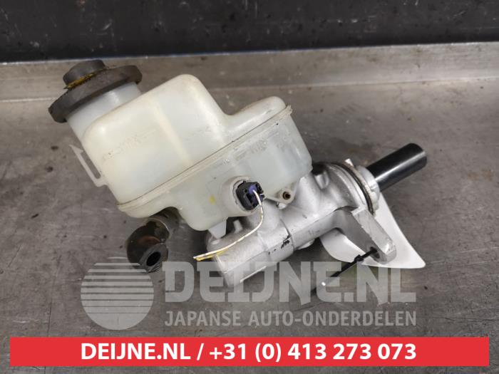 Toyota Rav-4 Hoofdremcilinder O448708