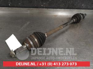 Suzuki Celerio Antriebswelle links vorne O449092 foto 2