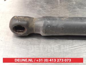 Hyundai Coupe Gasdämpfer links hinten O293713 foto 2