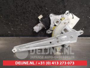 Suzuki Swift Fenstermechanik 4-türig links hinten O449712 foto 2
