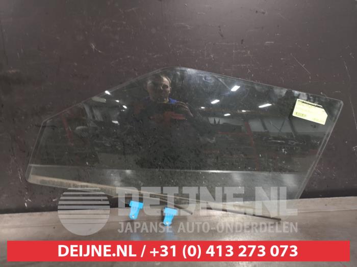 Suzuki Ignis Türscheibe 4-türig links vorne O449787