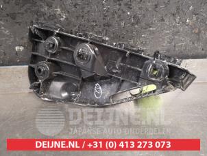 Toyota Hilux Bumpersteun rechts-voor O449891 foto 2