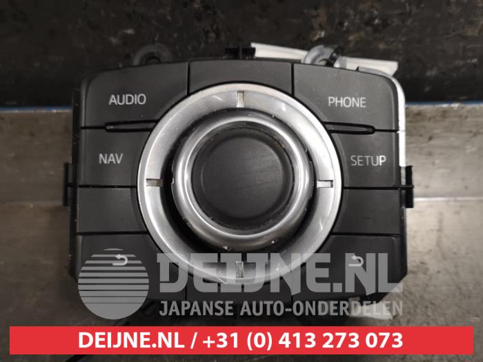Mazda 6 Navigatie bedienings paneel O449987