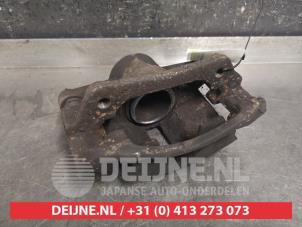 Toyota Yaris Front brake calliper, right O450038 photo 2