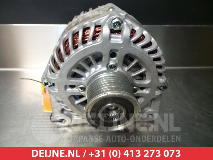 Gebruikte Alternator Nissan Qashqai (J10) Prijs € 35,00 Margeregeling aangeboden door V.Deijne Jap.Auto-onderdelen BV