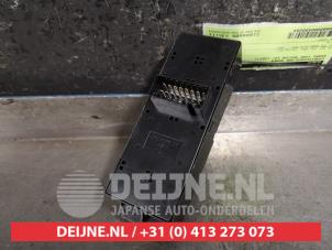 Ssang Yong Rexton Multi-functional window switch O450284 photo 2