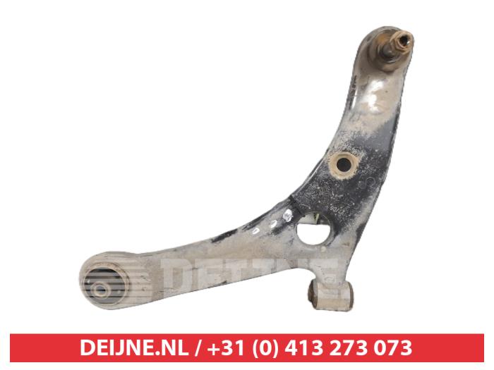 Mitsubishi Colt Draagarm onder links-voor O450503