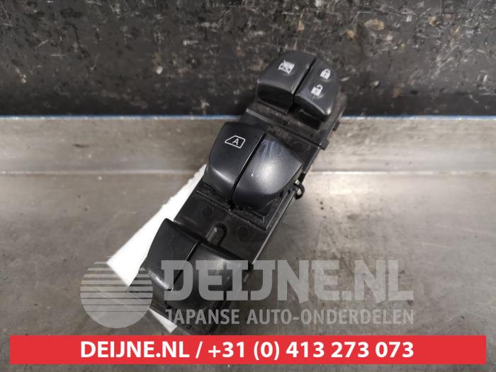 Nissan Juke Kombischalter Fenster O450575