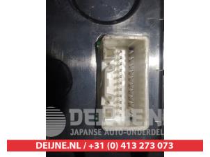 Toyota Avensis Verso Heizung Bedienpaneel O306360 foto 3