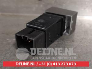Ssang Yong Rexton Voorruitverwarming schakelaar O450948 foto 2
