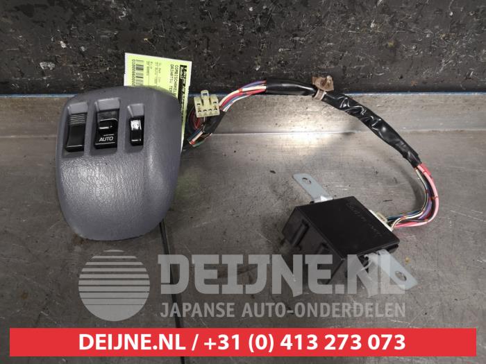 Daihatsu Terios Combischakelaar ramen O451070