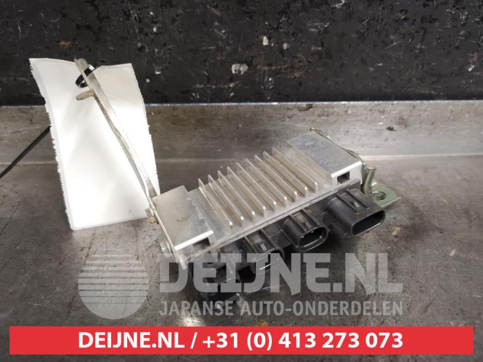 Toyota Hilux Glow plug relay O451138