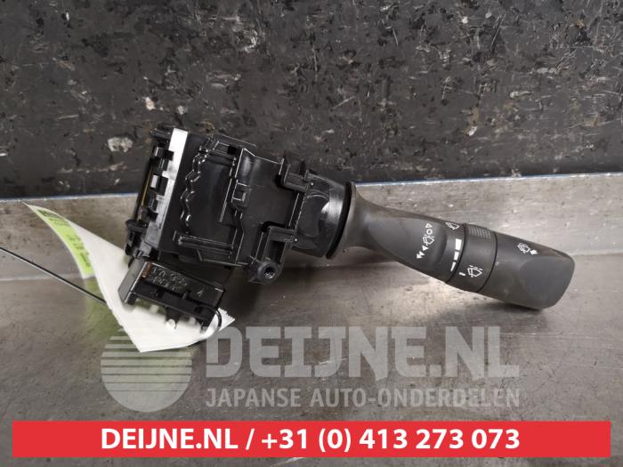 Toyota Hilux Scheibenwischer Schalter O451189