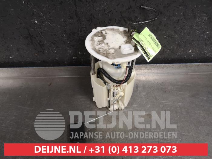 Gebruikte Tank element Pomp Mazda 5 (CR19) 1.8i 16V Prijs € 40,00 Margeregeling aangeboden door V.Deijne Jap.Auto-onderdelen BV