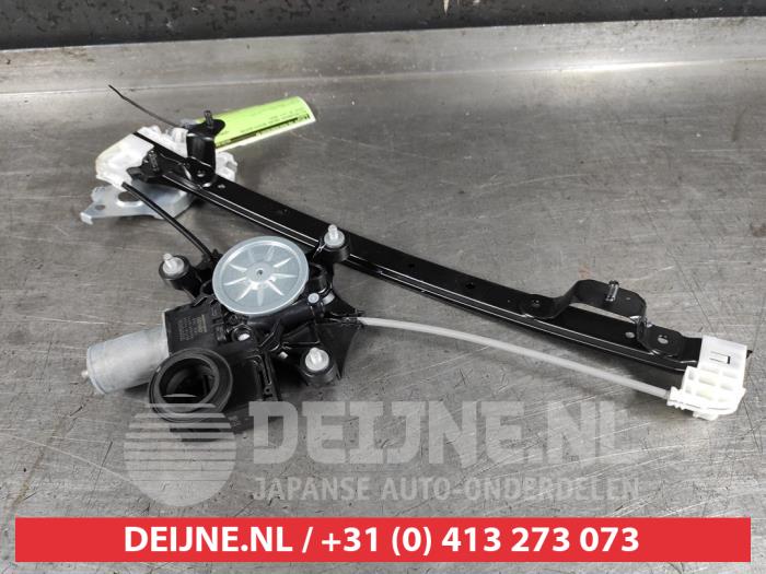 Lexus UX Fenstermechanik 4-türig rechts hinten O451534