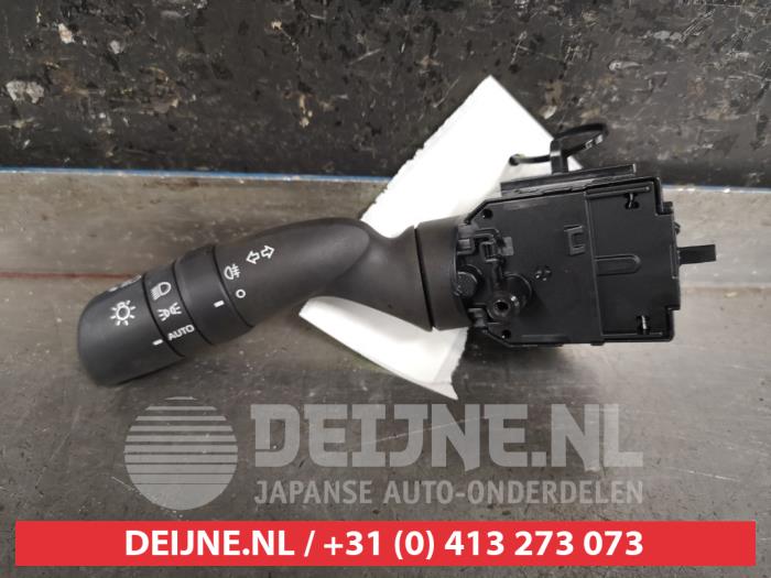 Toyota Yaris Licht Schakelaar O451680