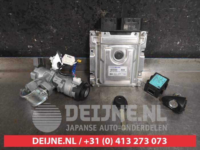 Kia Picanto Kontaktslot+Sleutel O452107