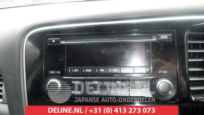 Mitsubishi Outlander Radio O452187