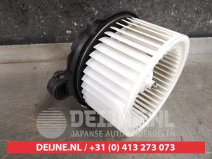 Kia Pro Ceed Heizung Belüftungsmotor O452210 foto 2