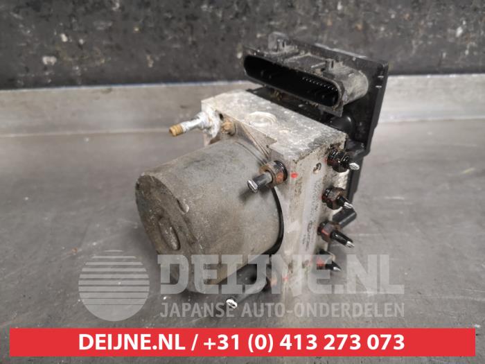 Gebruikte ABS Pomp Kia Pro cee'd (EDB3) 1.4 CVVT 16V Prijs € 35,00 Margeregeling aangeboden door V.Deijne Jap.Auto-onderdelen BV
