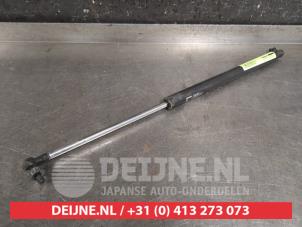 Honda Insight Rear gas strut, right O452598 photo 2