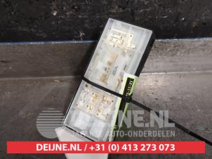 Nissan Micra Electric window switch O452613 photo 2