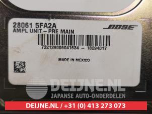 Nissan Micra Radioverstärker O452621 foto 2