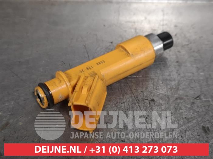 Suzuki Swift Injektor (Benzineinspritzung) O452772