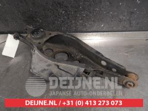 Toyota Rav-4 Querlenker rechts hinten O453041 foto 2