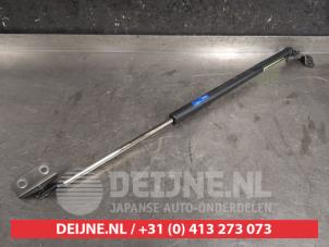 Suzuki Wagon R+ Gasdemper rechts-achter O453050 foto 2