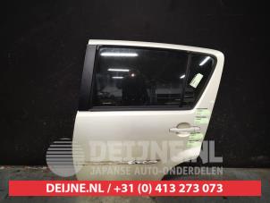 Daihatsu Sirion Portier 4Deurs links-achter O453139 foto 2