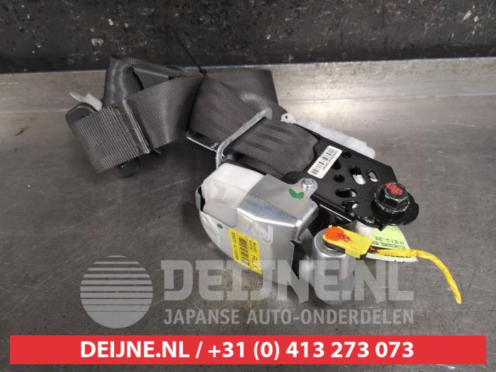 Kia Ceed Front seatbelt, right O453196