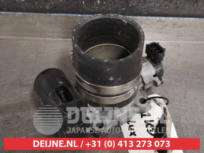 Gebruikte Gasklephuis Toyota Hilux IV 3.0 D4-D 16V 4x4 Prijs € 20,00 Margeregeling aangeboden door V.Deijne Jap.Auto-onderdelen BV