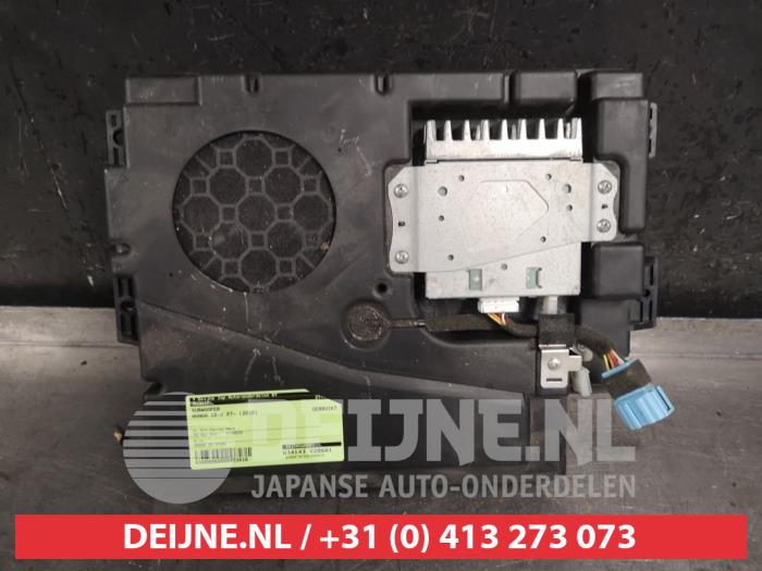 Honda CR-V Subwoofer O453616